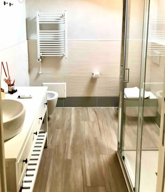 Apartment Mini Alloggi Il Vigneto Del Borgo Due Carrare