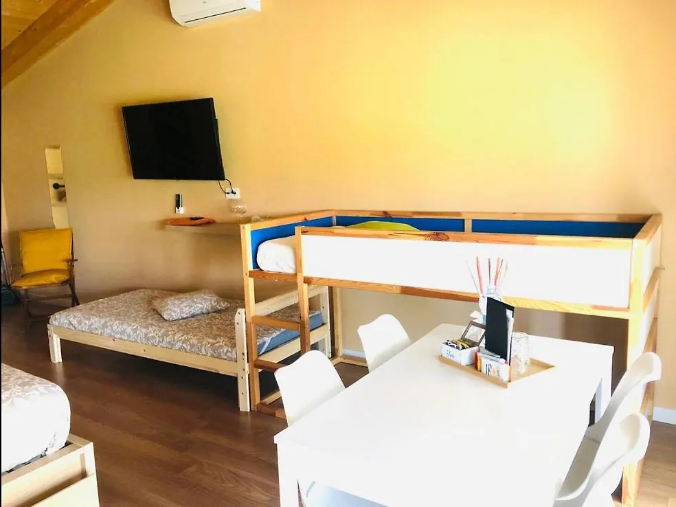 Mini Alloggi Il Vigneto Del Borgo Due Carrare 0*,  Italy